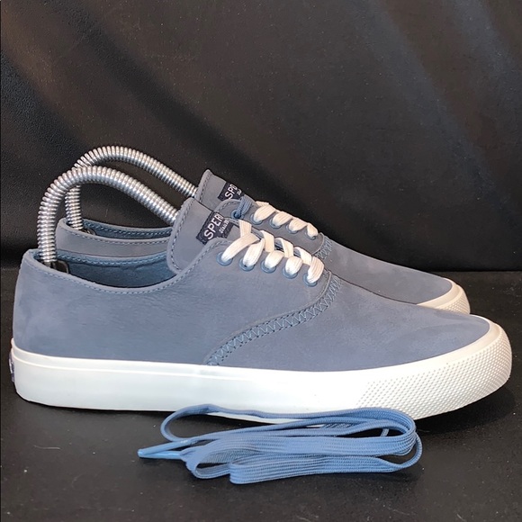 Sperry Captains CVO Leather Sneaker - Picture 3 of 5
